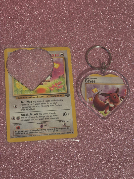 Eevee Vintage Collecta-Chain Heart Keychain